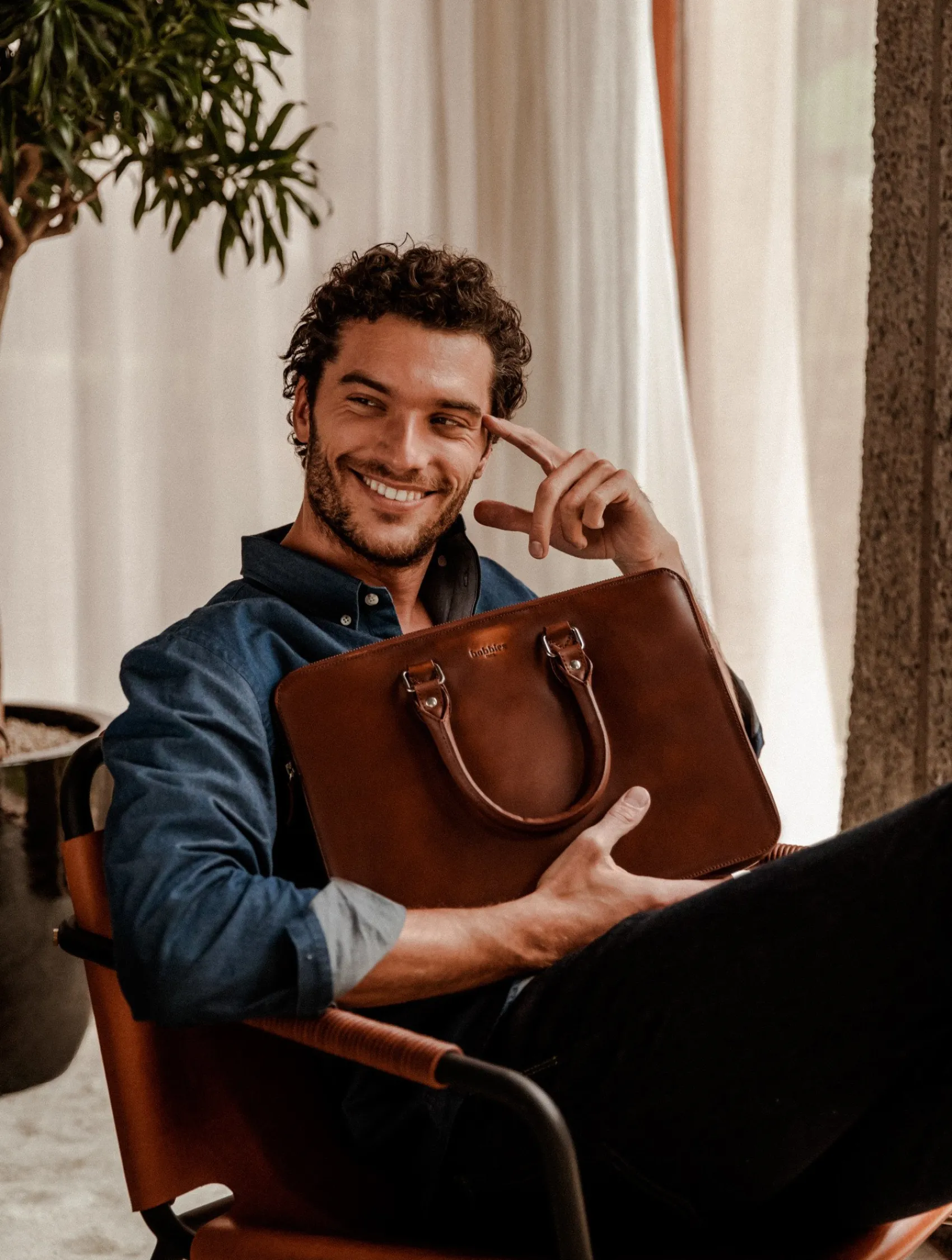 Homme Bobbies Cambon
