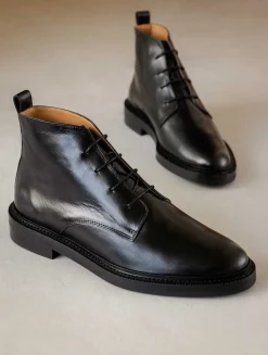 Homme Bobbies Haïkel
