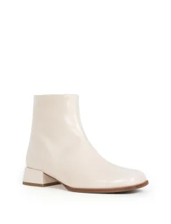 Femme Bobbies Hawa
