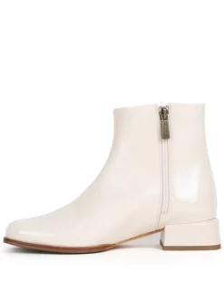 Femme Bobbies Hawa