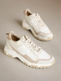 Femme Bobbies Kiwa