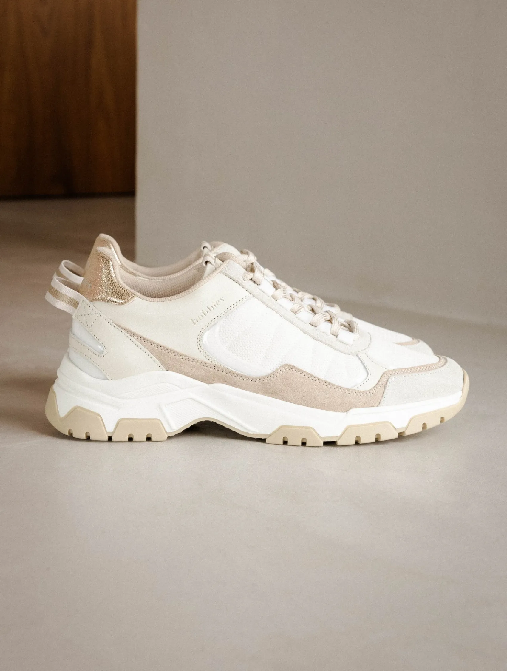 Femme Bobbies Kiwa