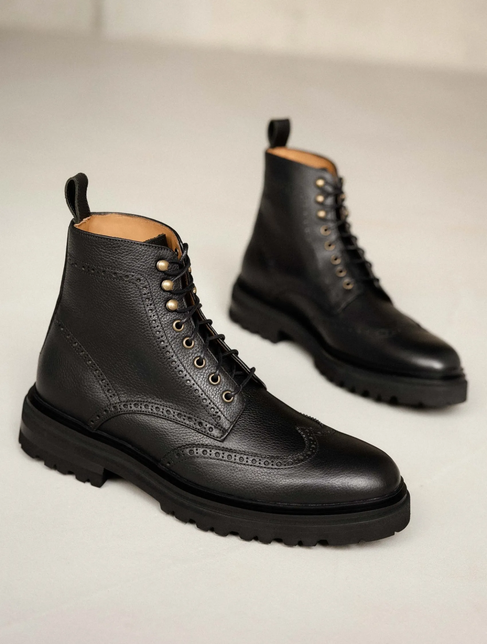 Homme Bobbies Leandro