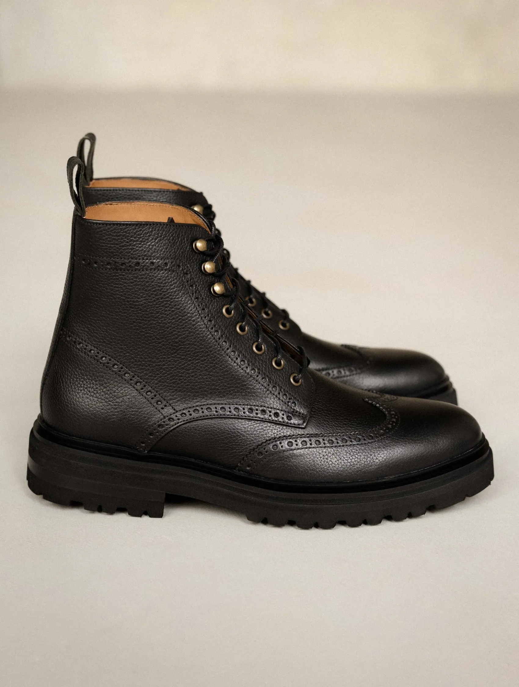 Homme Bobbies Leandro