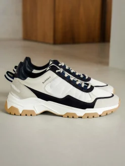 Homme Bobbies Noda