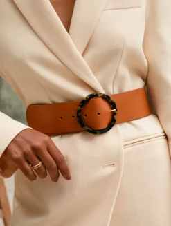 Femme Bobbies Oia